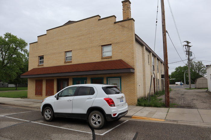 Sandra Theatre - May 21 2022 (newer photo)